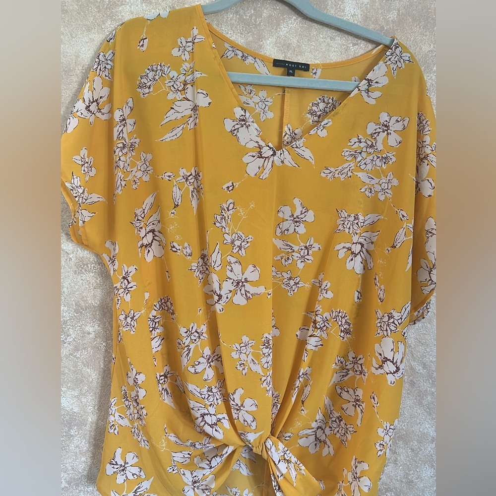 West Kei Mustard Floral‎ Blouse sz XL